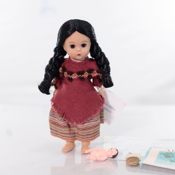 Madame Alexander Sacajawea Doll with Baby and BOX! - Picture 1 of 4